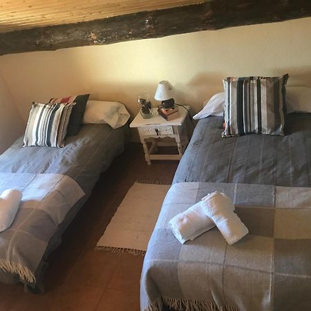Casa Sierra De Gredos Guest House Navasequilla Eksteriør bilde